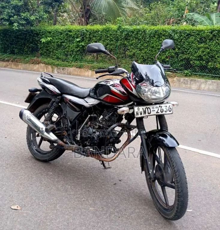 Bajaj Discover 100....................................... 2011 Motorbi