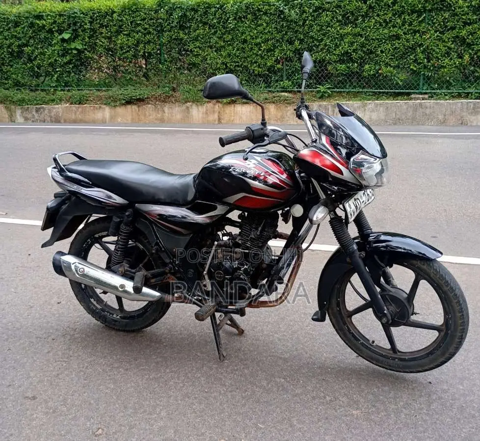 Bajaj Discover 100....................................... 2011 Motorbi