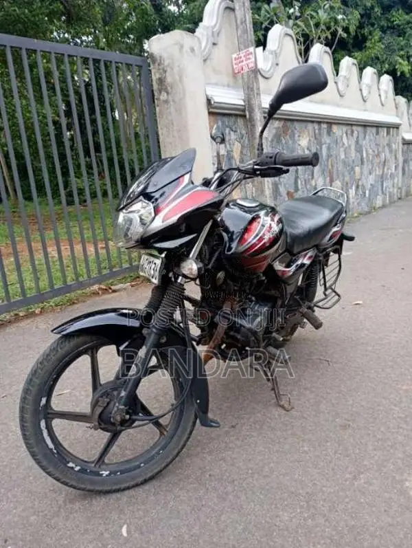 Bajaj Discover 100....................................... 2011 Motorbi