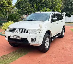 Mitsubishi Montero Sport 2012 SUV (Used)