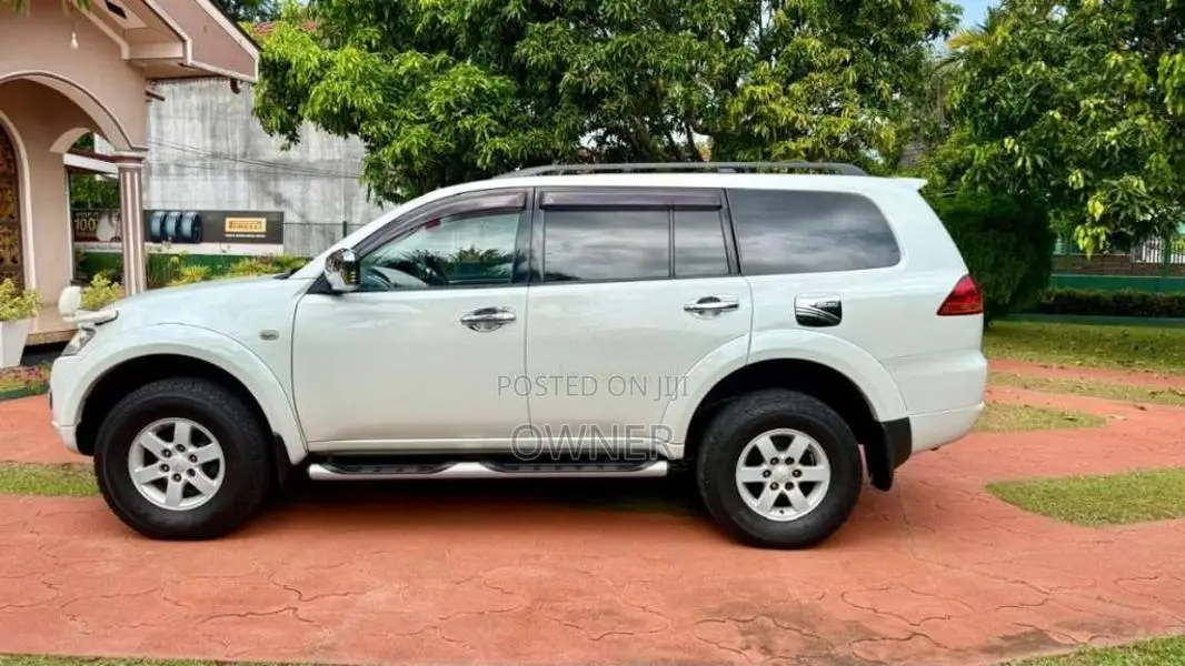 Mitsubishi Montero Sport 2012 SUV (Used)