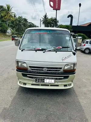 Toyota Dolphin LH113 Long 1993 Van (Used)
