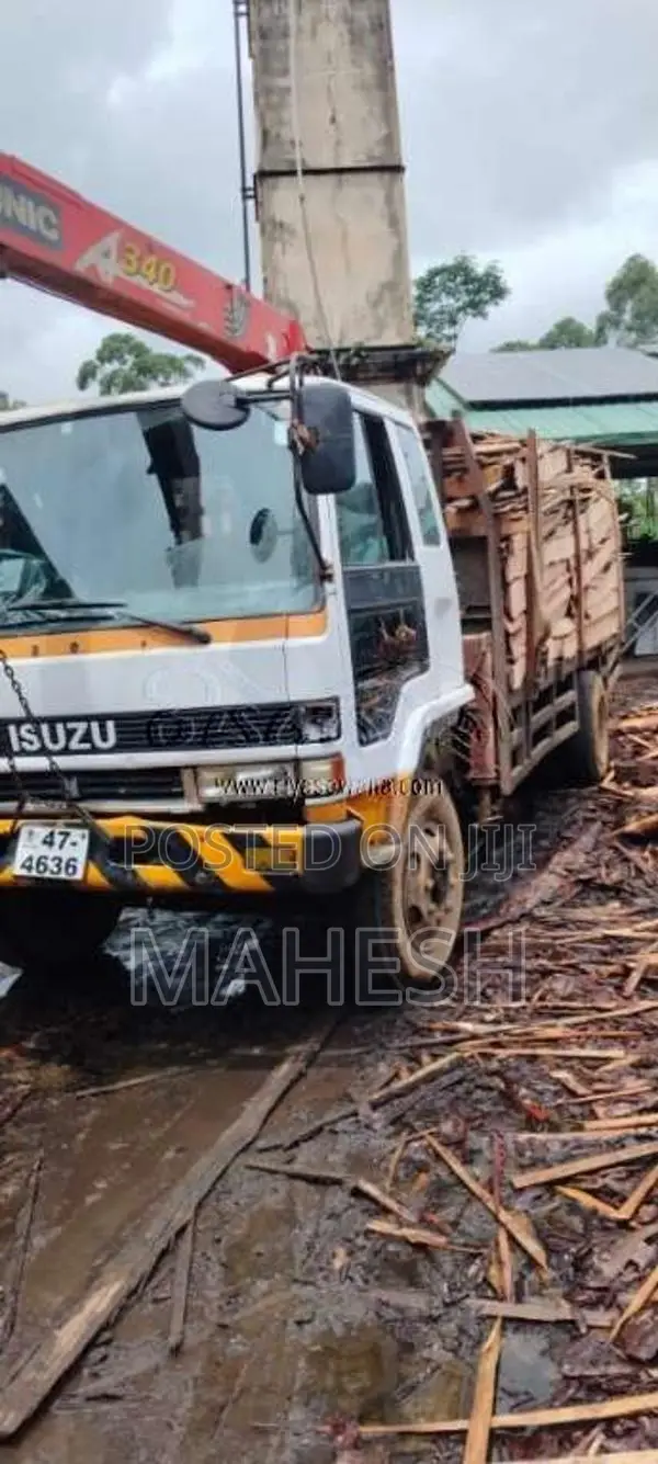 Isuzu Lorry Isuzu 1990 Lorry (Used)