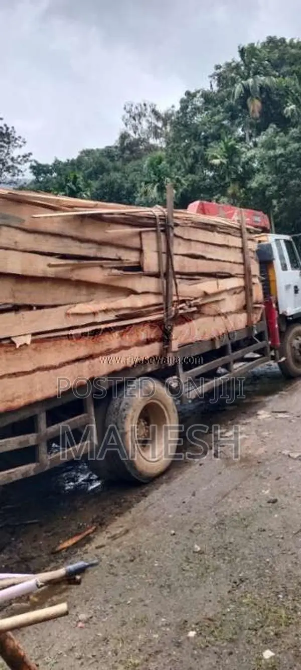 Isuzu Lorry Isuzu 1990 Lorry (Used)