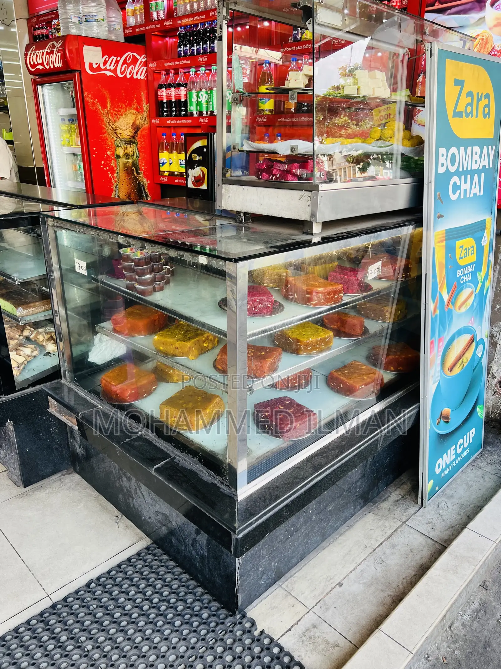 6feet Granite Sinmag Brand Cake and Bun Display Showcases