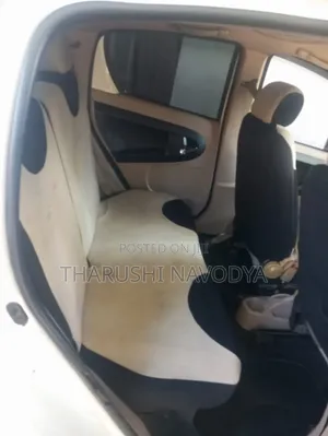 Car 2016 White