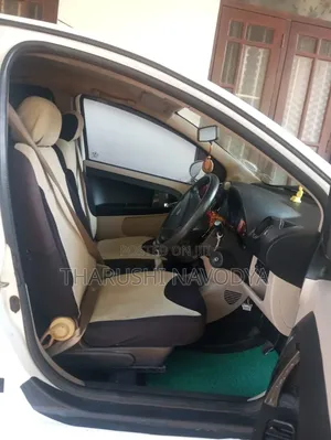 Car 2016 White