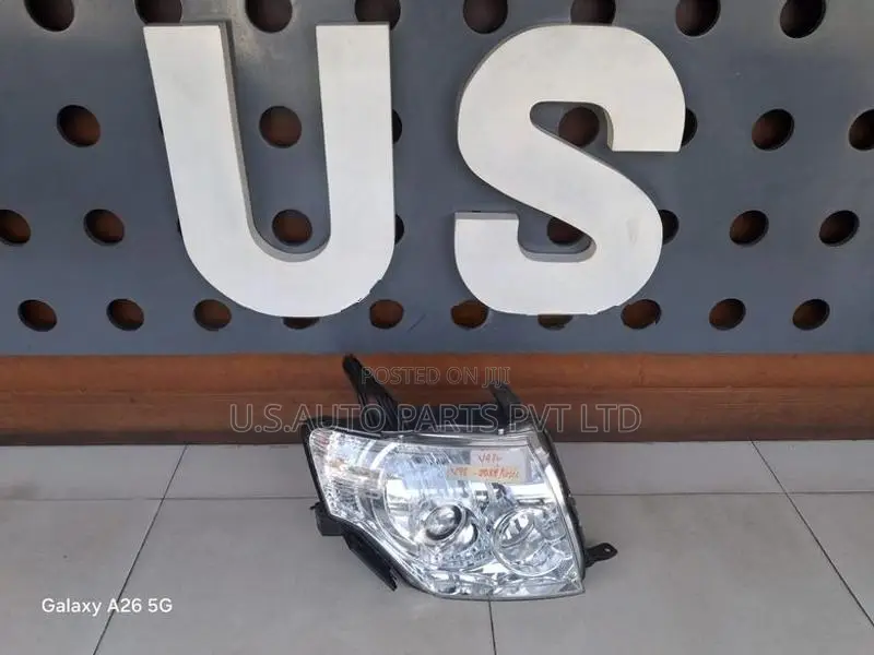 Mitsubishi Montero V98W Head Lamp Right Side