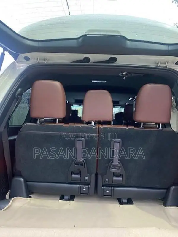 Toyota Land Cruiser Sahara 2016