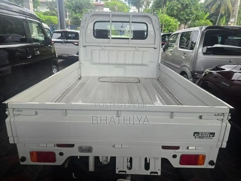 Suzuki Carry mini truck brand new 2023