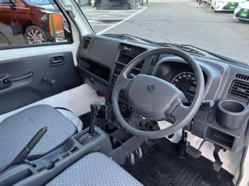 Suzuki Carry mini truck brand new 2023