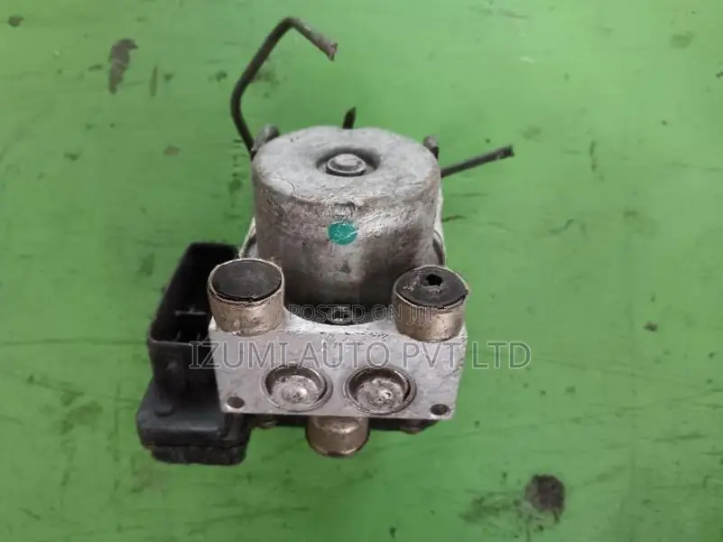 Mitshubishi cedia CS1 Abs Pump