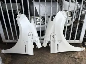 Toyota Prius 40 Alpha Fenders