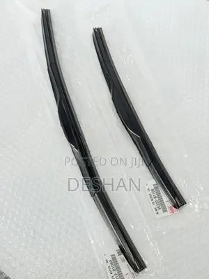 Toyota raize wiper blade pair genuine