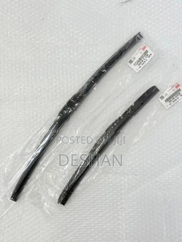 Toyota raize wiper blade pair genuine