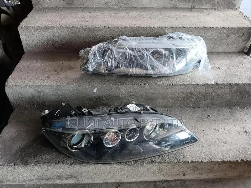 Mazda Atenza Head light set