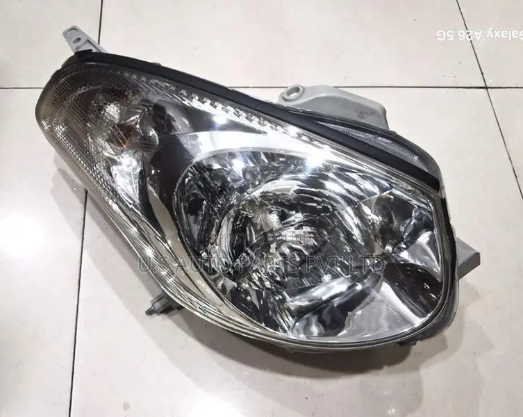 Toyota Verossa GX110 RH Head Lamp