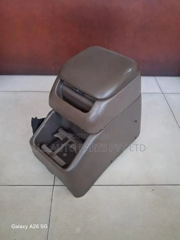 Toyota Land Cruiser Prado KZJ95 Console Box