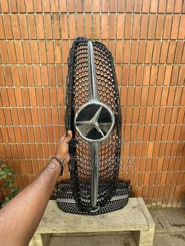 Genuine Mercedes C180 C200 Diamond Bumper Grille Shell W205 2017