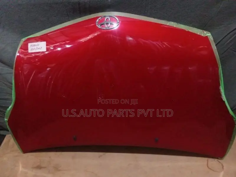 Toyota Prius NHW20 Bonnet