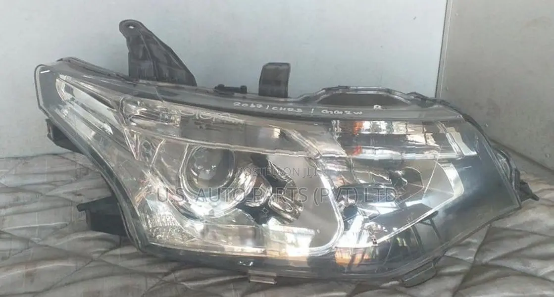 Mitsubishi Outlander Head Light Left and Right