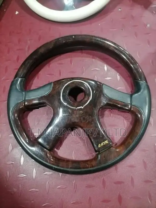 Toyota Voxy Steering Wheel (AZR -60)
