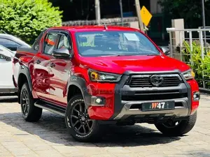 Toyota Hilux Rocco B5 2.8L B/NEW 2025