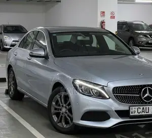 Mercedes Benz C180 Premium 2018
