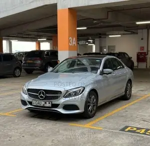 Mercedes Benz C180 Premium 2018