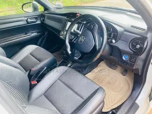 Toyota Axio WXB 2017