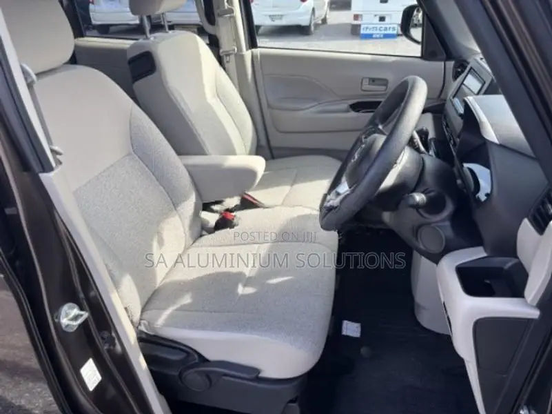 Nissan Roox X 2024