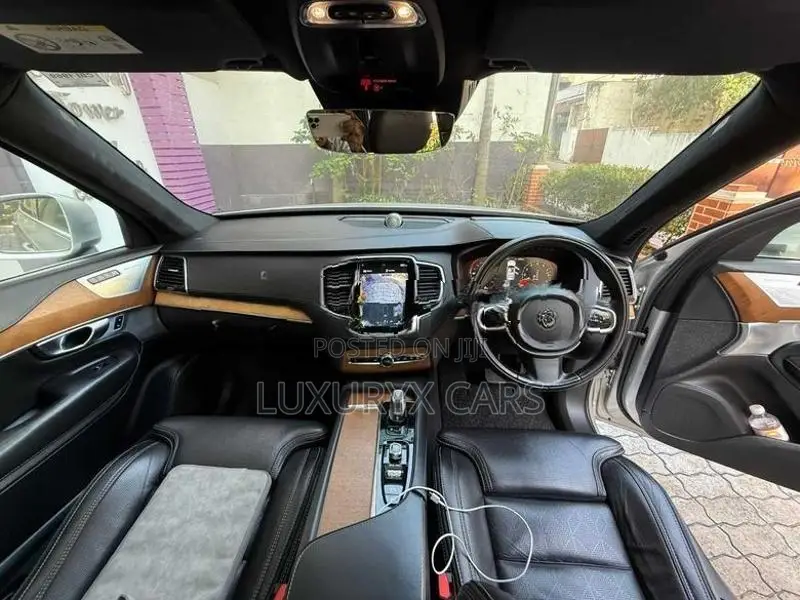 Volvo XC90 T8 2018