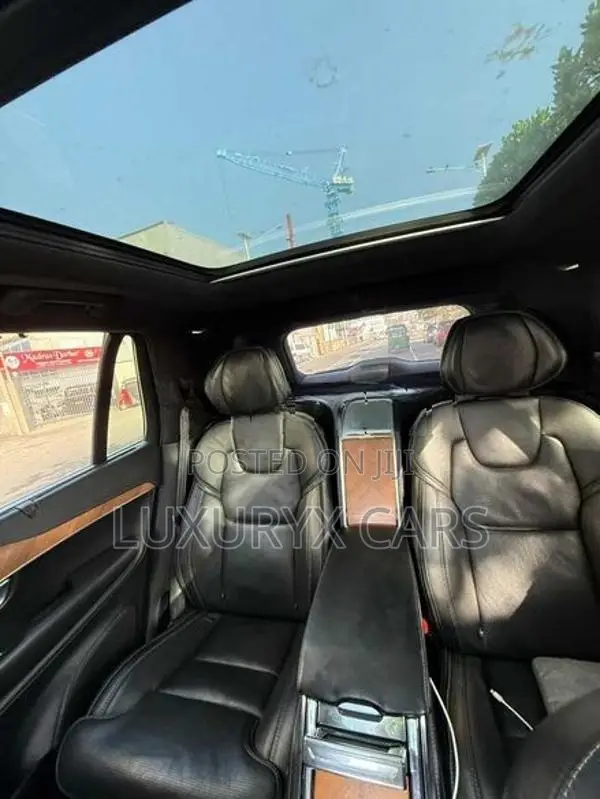 Volvo XC90 T8 2018