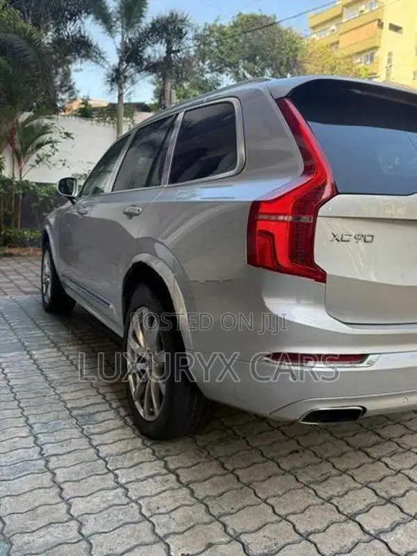 Volvo XC90 T8 2018
