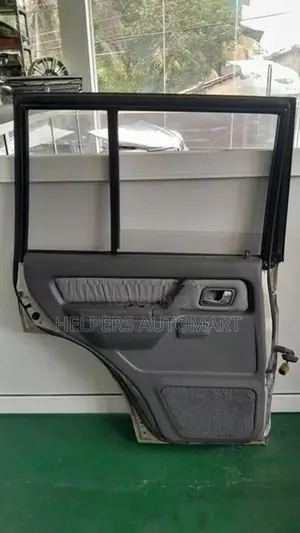 Mitsubishi Pajaro V44 Rear Door