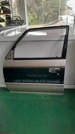Mitsubishi Pajaro intercooler V44 Front Door