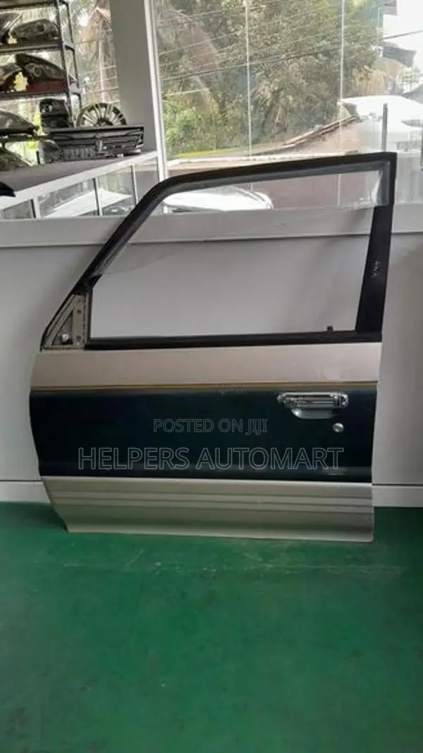 Mitsubishi Pajaro intercooler V44 Front Door