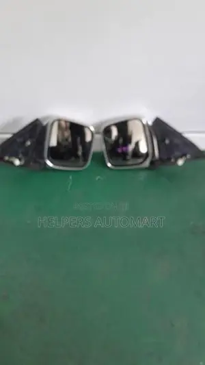 Mitsubishi Pajaro intercooler V44 Side Mirror