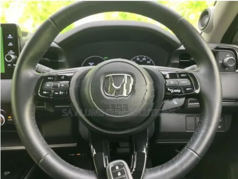 Honda Vezel Z Premium 2024