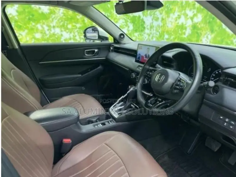 Honda Vezel Z Premium 2024