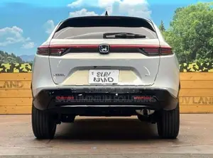 Honda Vezel Z PLAY PREMIUM 2024