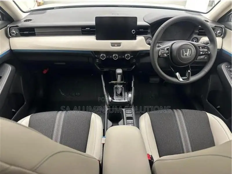 Honda Vezel Z PLAY PREMIUM 2026