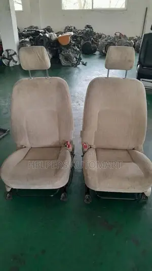 Toyota Premio 240 Seat Set