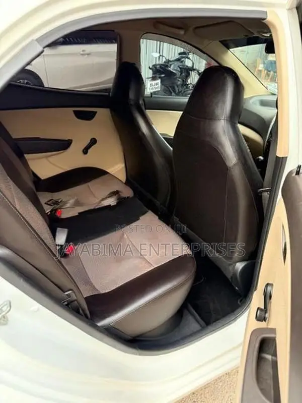 Hyundai Eon White 2016