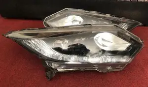 honda vezel head light