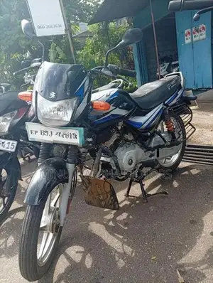 Bajaj CT100 2024