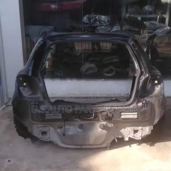 Suzuki Baleno WB42S Rear Cut Panel