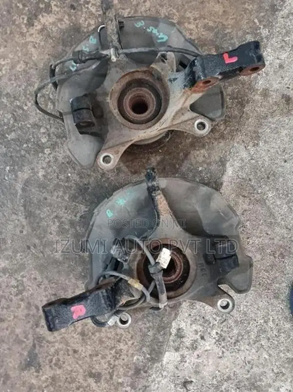 Suzuki Swift ZC11S Front Hub set