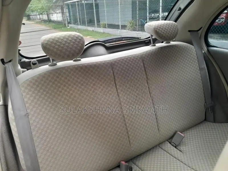 Nissan March 2007