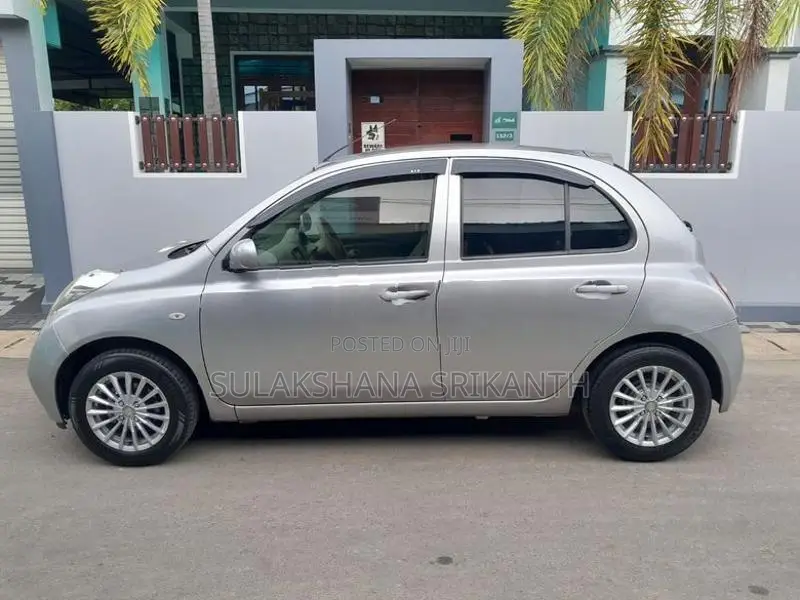 Nissan March 2007